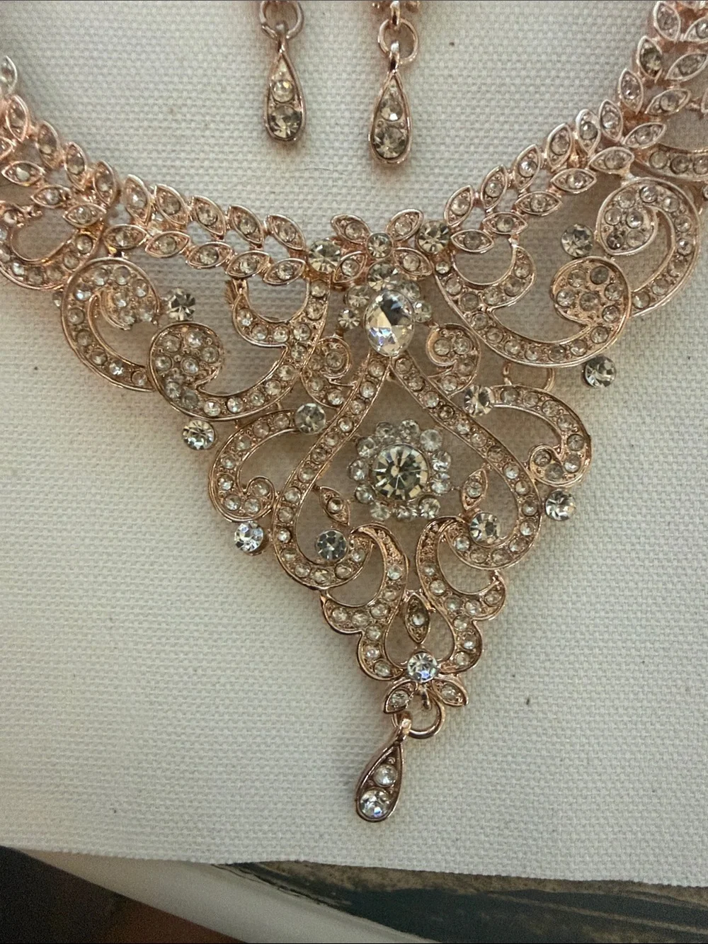 Elegant Rose Gold Filigree Crystal Necklace & Earring Set